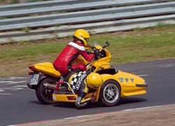 Honda VTR 1000 F Firestorm mit Wing-Storm-Racer